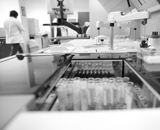 Automate d'analyse dans un laboratoire de biologie